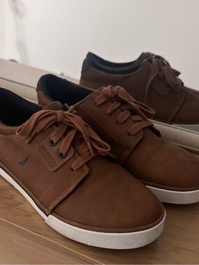 Nautica Kids Boys Brown Sneakers Size 4 Casual Dress Shoes Like New